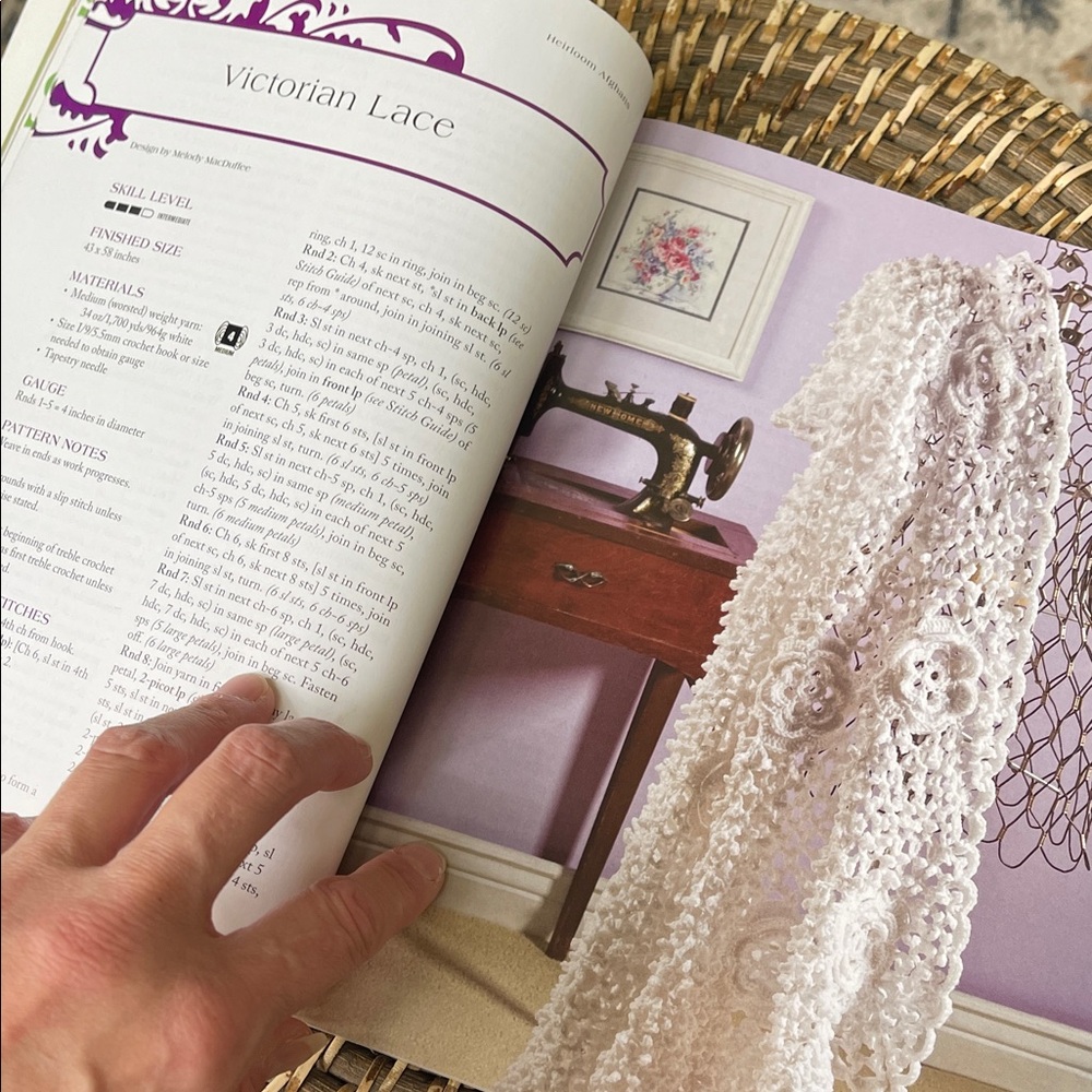 Vibrant Crochet Pattern Book - Picture 5 of 11